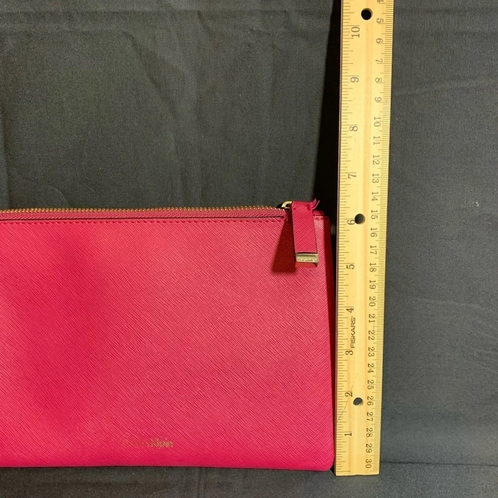 CALVIN Klein wristlet